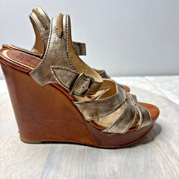 Frye Metallic Leather Wedge Sandals – Bronze Ankle Strap & Wood Platform 7 - Picture 5 of 11